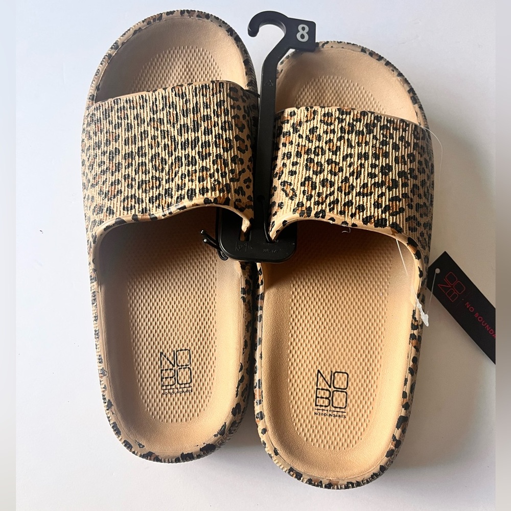 Women’s sandals